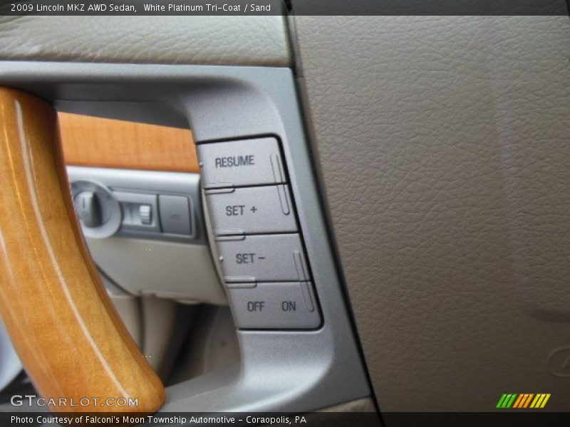 White Platinum Tri-Coat / Sand 2009 Lincoln MKZ AWD Sedan