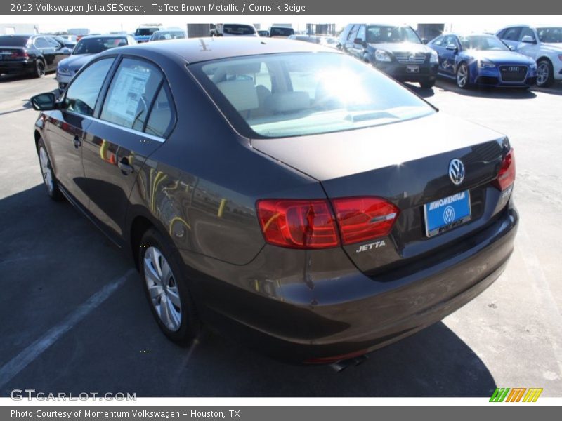 Toffee Brown Metallic / Cornsilk Beige 2013 Volkswagen Jetta SE Sedan
