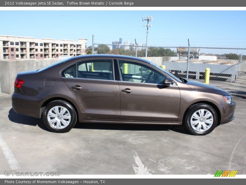 Toffee Brown Metallic / Cornsilk Beige 2013 Volkswagen Jetta SE Sedan