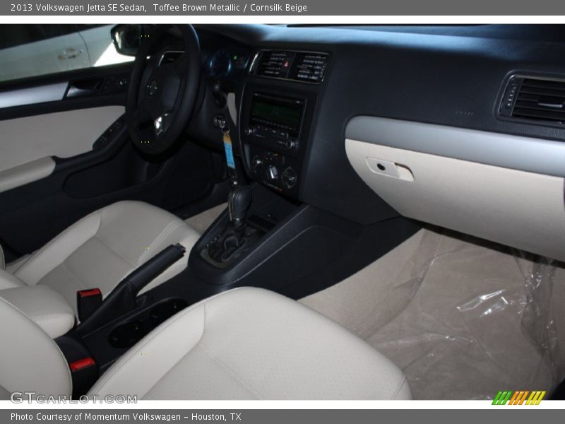Toffee Brown Metallic / Cornsilk Beige 2013 Volkswagen Jetta SE Sedan
