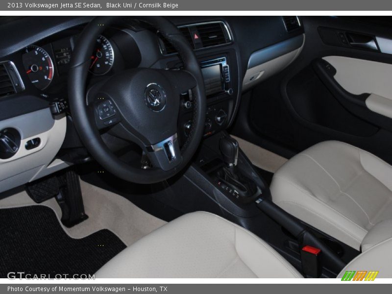 Black Uni / Cornsilk Beige 2013 Volkswagen Jetta SE Sedan