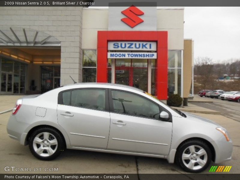 Brilliant Silver / Charcoal 2009 Nissan Sentra 2.0 S