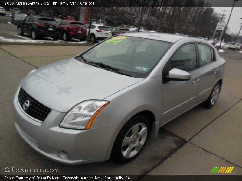 Brilliant Silver / Charcoal 2009 Nissan Sentra 2.0 S