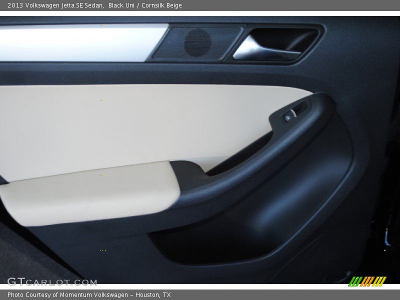 Black Uni / Cornsilk Beige 2013 Volkswagen Jetta SE Sedan