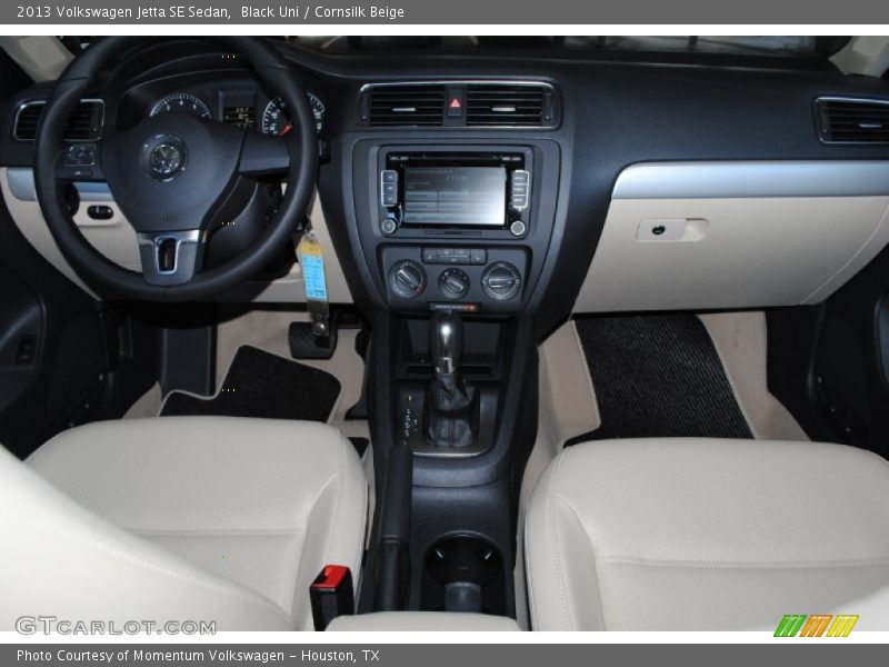 Black Uni / Cornsilk Beige 2013 Volkswagen Jetta SE Sedan