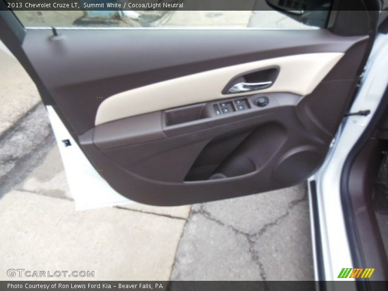 Summit White / Cocoa/Light Neutral 2013 Chevrolet Cruze LT