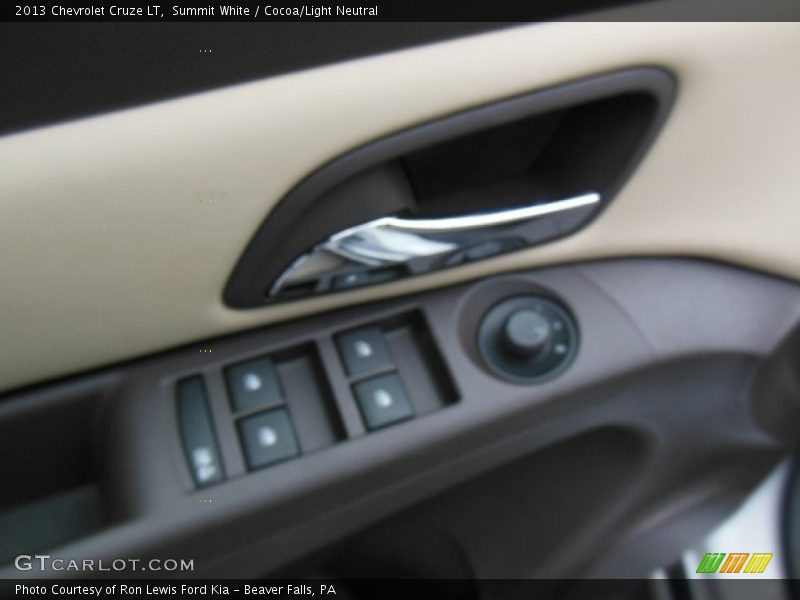 Summit White / Cocoa/Light Neutral 2013 Chevrolet Cruze LT