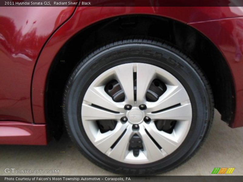 Radiant Silver / Black 2011 Hyundai Sonata GLS