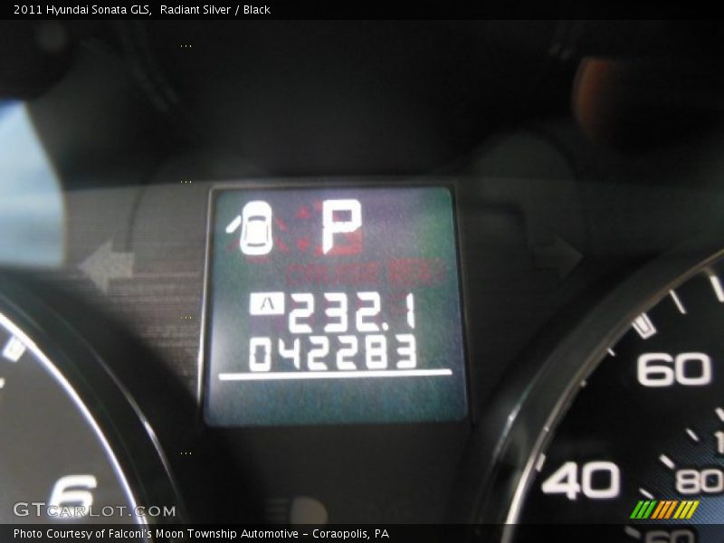 Radiant Silver / Black 2011 Hyundai Sonata GLS