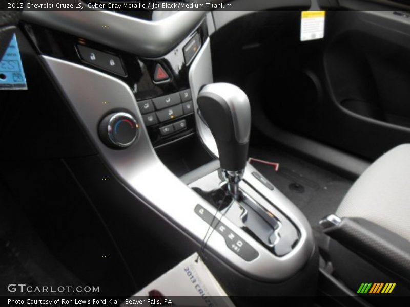 Cyber Gray Metallic / Jet Black/Medium Titanium 2013 Chevrolet Cruze LS
