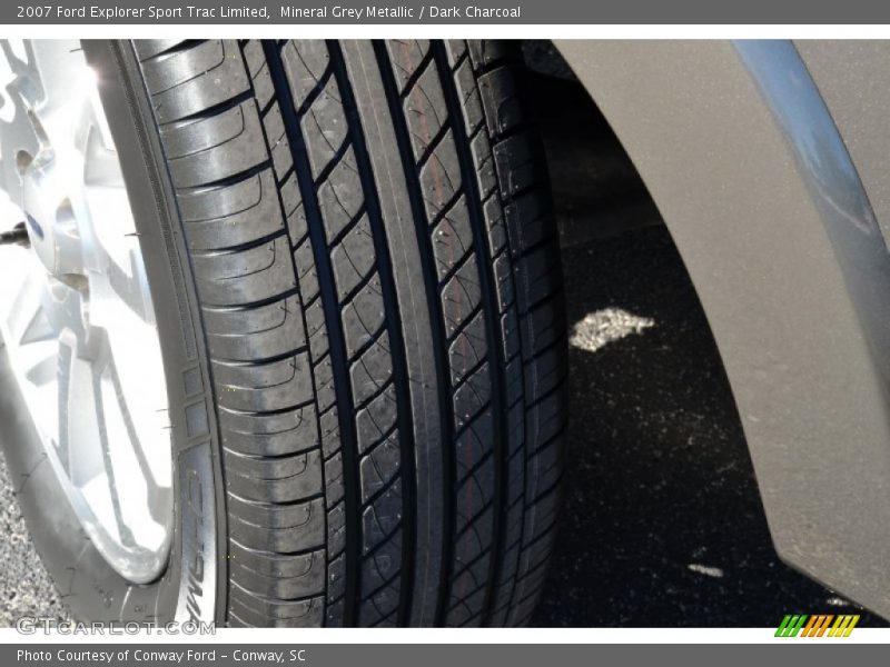 Mineral Grey Metallic / Dark Charcoal 2007 Ford Explorer Sport Trac Limited