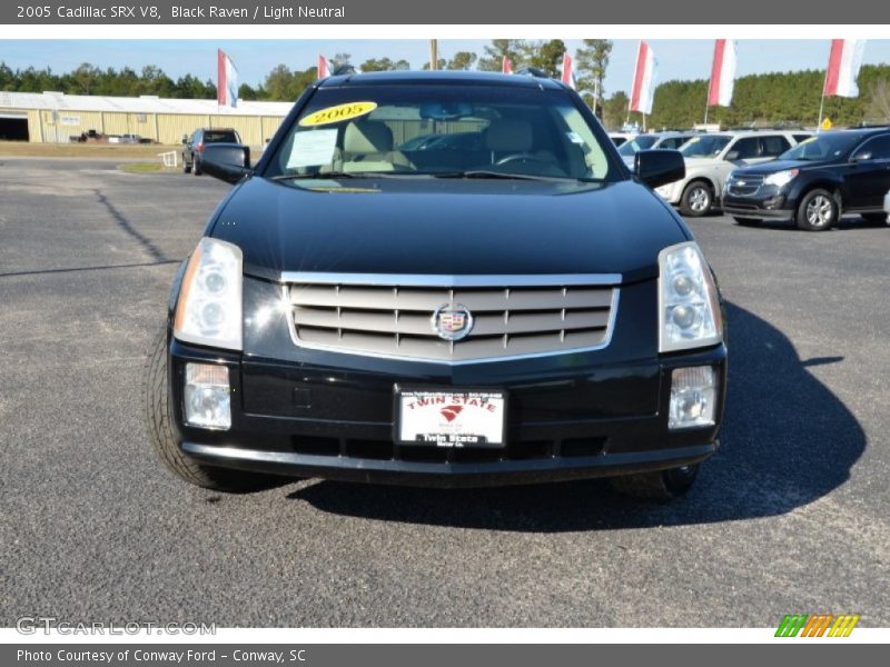 Black Raven / Light Neutral 2005 Cadillac SRX V8