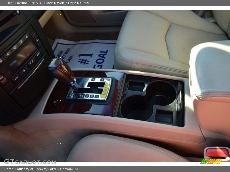 Black Raven / Light Neutral 2005 Cadillac SRX V8