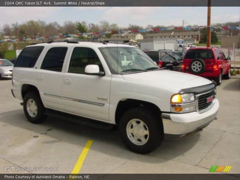 Summit White / Neutral/Shale 2004 GMC Yukon SLT 4x4