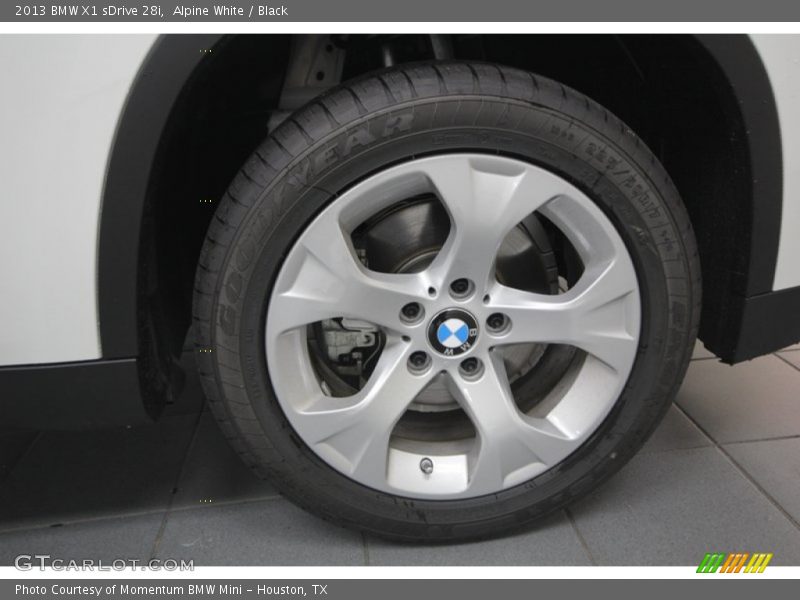 Alpine White / Black 2013 BMW X1 sDrive 28i
