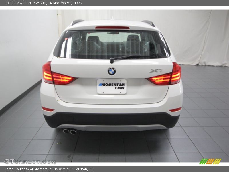 Alpine White / Black 2013 BMW X1 sDrive 28i