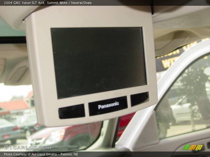 Summit White / Neutral/Shale 2004 GMC Yukon SLT 4x4