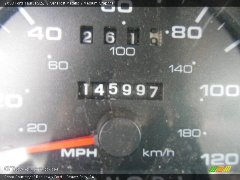 Silver Frost Metallic / Medium Graphite 2003 Ford Taurus SES
