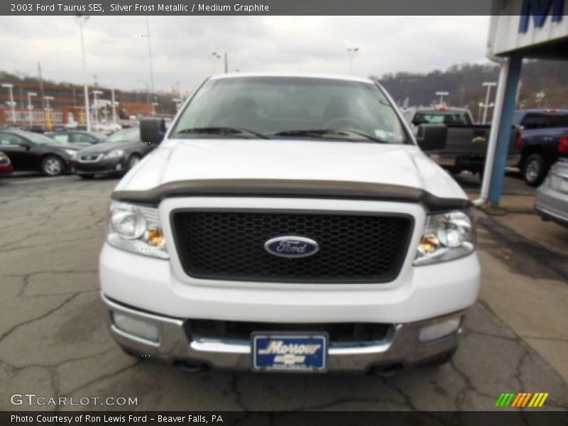 Silver Frost Metallic / Medium Graphite 2003 Ford Taurus SES