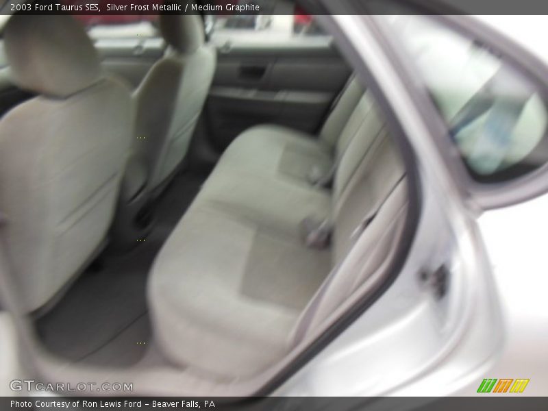 Silver Frost Metallic / Medium Graphite 2003 Ford Taurus SES
