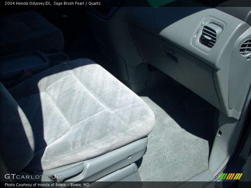 Sage Brush Pearl / Quartz 2004 Honda Odyssey EX