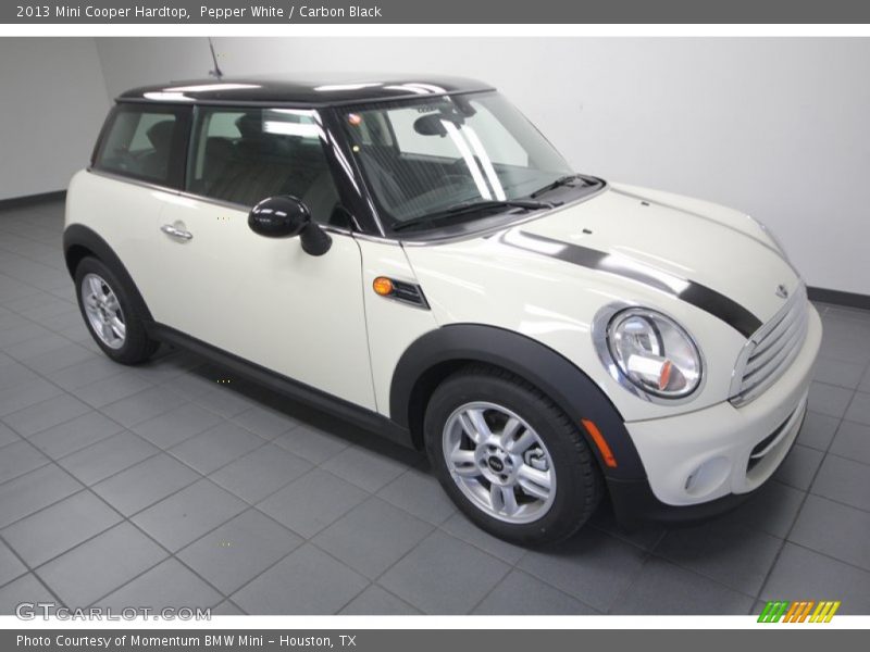 Pepper White / Carbon Black 2013 Mini Cooper Hardtop