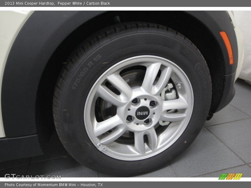 Pepper White / Carbon Black 2013 Mini Cooper Hardtop