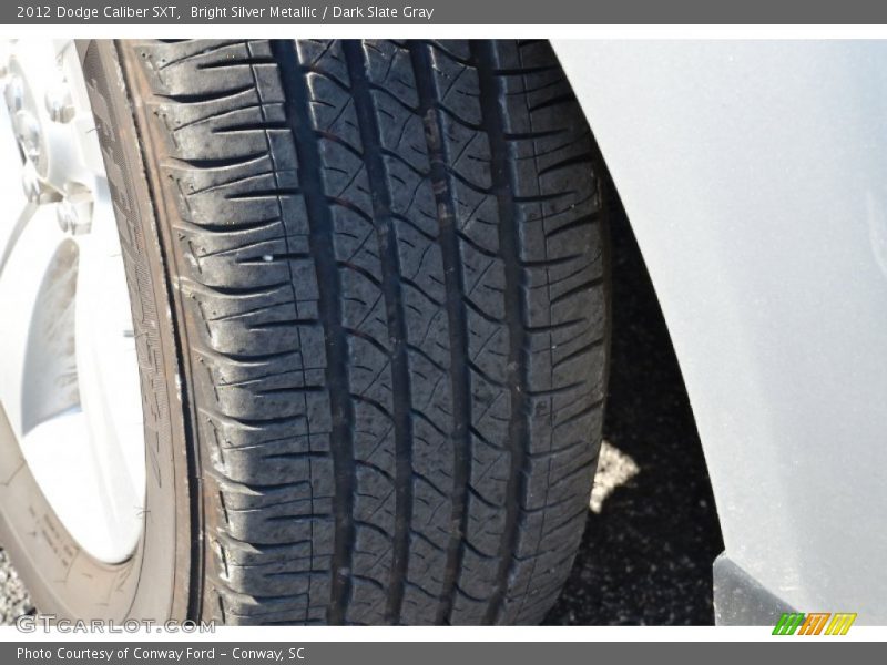 Bright Silver Metallic / Dark Slate Gray 2012 Dodge Caliber SXT
