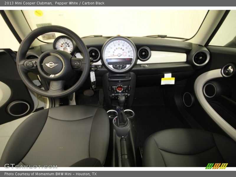 Pepper White / Carbon Black 2013 Mini Cooper Clubman