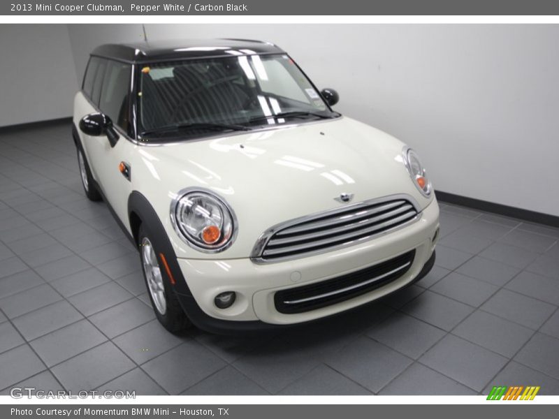 Pepper White / Carbon Black 2013 Mini Cooper Clubman