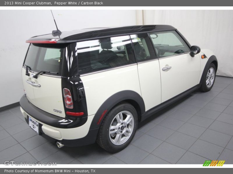 Pepper White / Carbon Black 2013 Mini Cooper Clubman