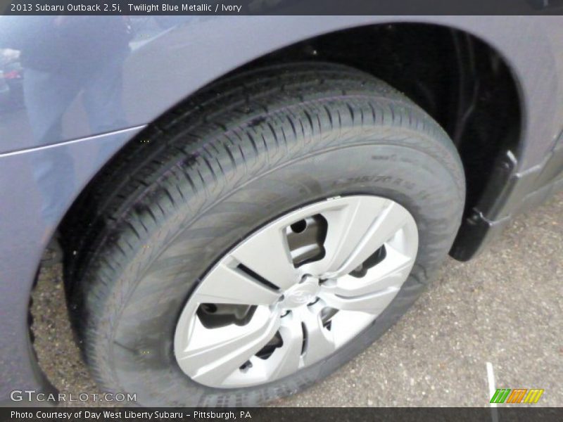 Twilight Blue Metallic / Ivory 2013 Subaru Outback 2.5i
