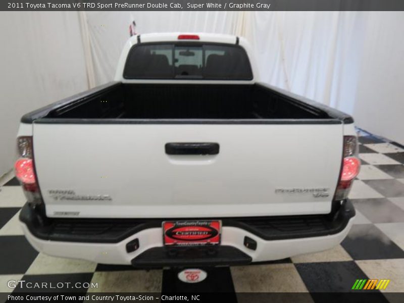 Super White / Graphite Gray 2011 Toyota Tacoma V6 TRD Sport PreRunner Double Cab