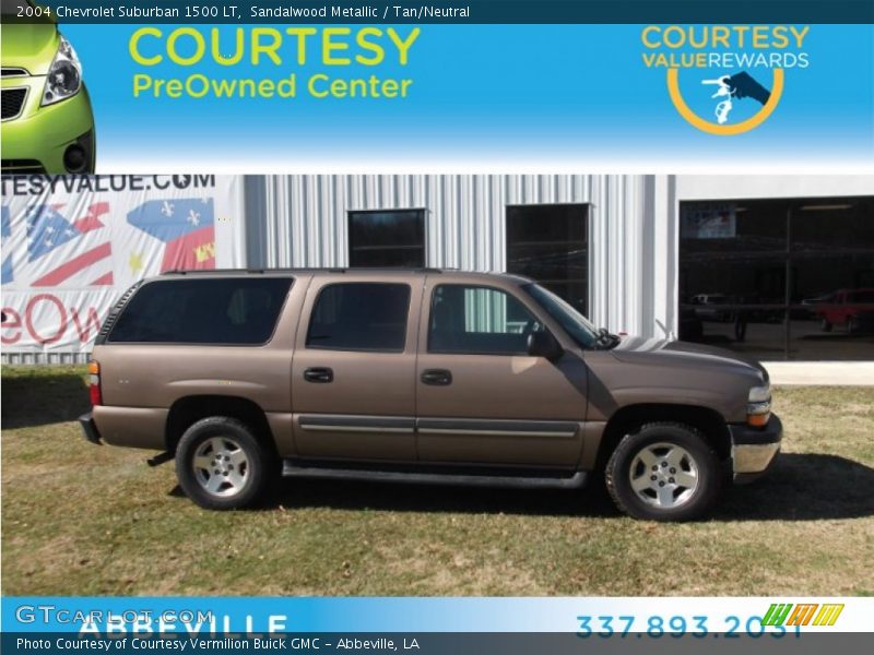 Sandalwood Metallic / Tan/Neutral 2004 Chevrolet Suburban 1500 LT