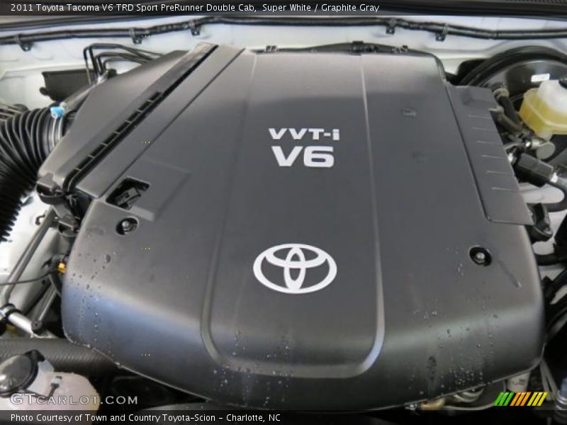 Super White / Graphite Gray 2011 Toyota Tacoma V6 TRD Sport PreRunner Double Cab