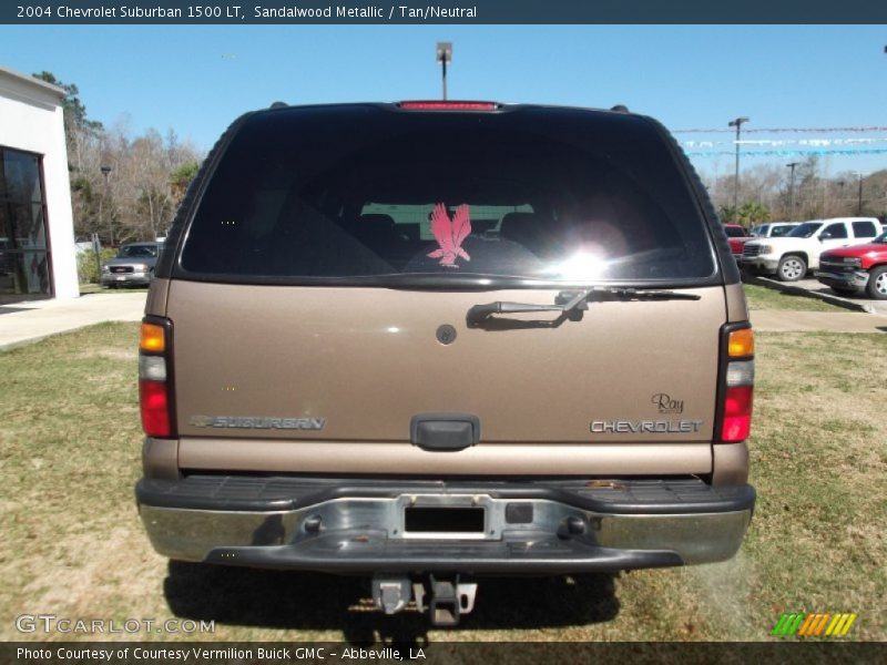 Sandalwood Metallic / Tan/Neutral 2004 Chevrolet Suburban 1500 LT