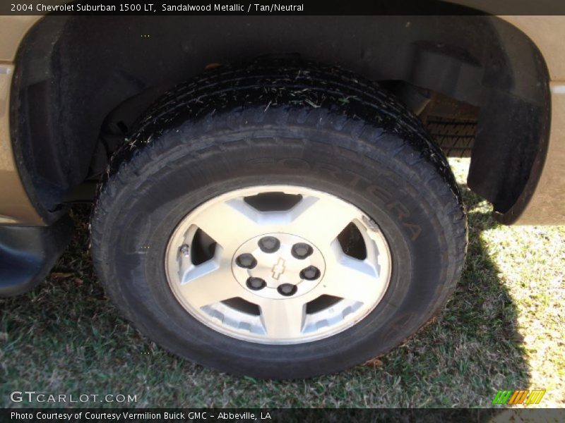 Sandalwood Metallic / Tan/Neutral 2004 Chevrolet Suburban 1500 LT