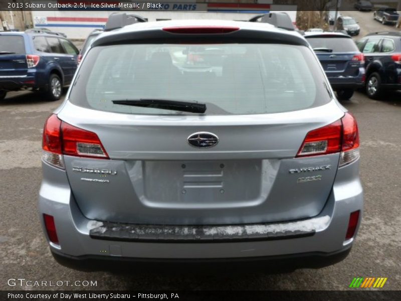 Ice Silver Metallic / Black 2013 Subaru Outback 2.5i