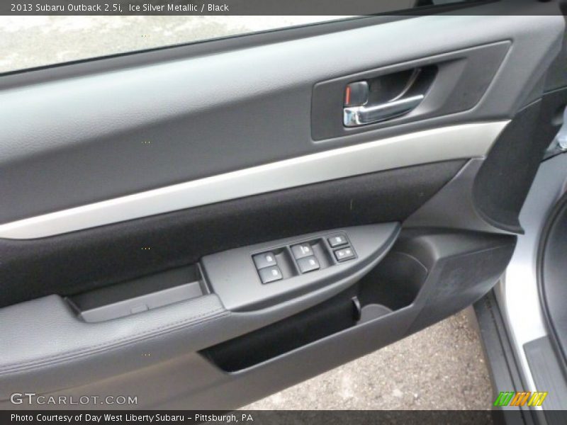 Ice Silver Metallic / Black 2013 Subaru Outback 2.5i