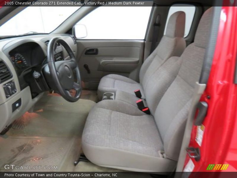 Victory Red / Medium Dark Pewter 2005 Chevrolet Colorado Z71 Extended Cab