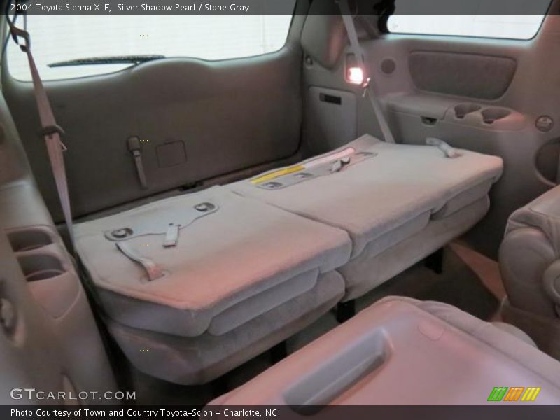 Silver Shadow Pearl / Stone Gray 2004 Toyota Sienna XLE