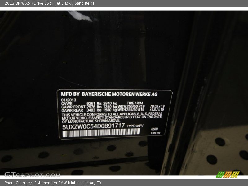 2013 X5 xDrive 35d Jet Black Color Code 668