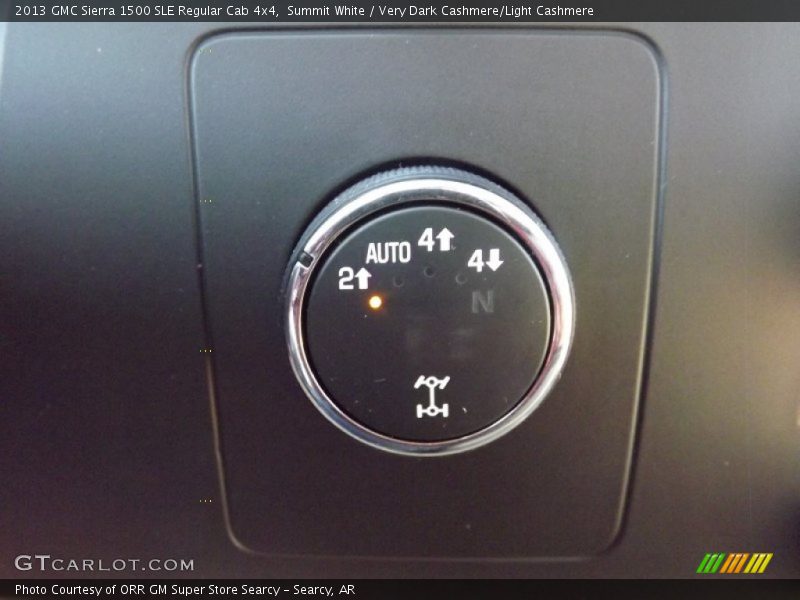 Controls of 2013 Sierra 1500 SLE Regular Cab 4x4