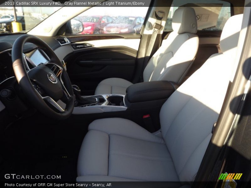 Gray Flannel Metallic / Light Titanium/Ebony 2013 Cadillac SRX Luxury FWD