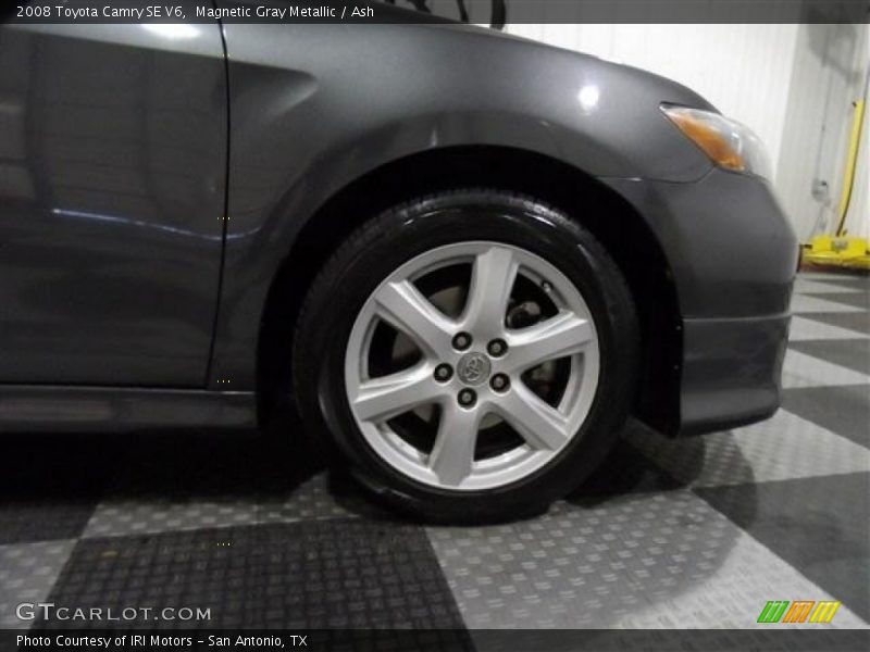 Magnetic Gray Metallic / Ash 2008 Toyota Camry SE V6