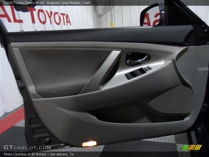 Magnetic Gray Metallic / Ash 2008 Toyota Camry SE V6