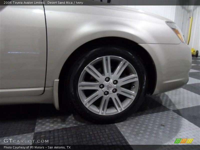 Desert Sand Mica / Ivory 2006 Toyota Avalon Limited