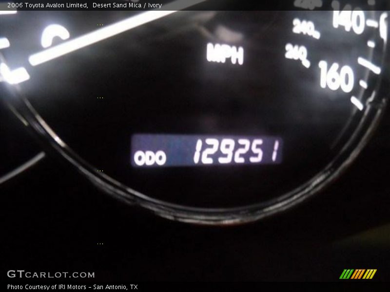 Desert Sand Mica / Ivory 2006 Toyota Avalon Limited