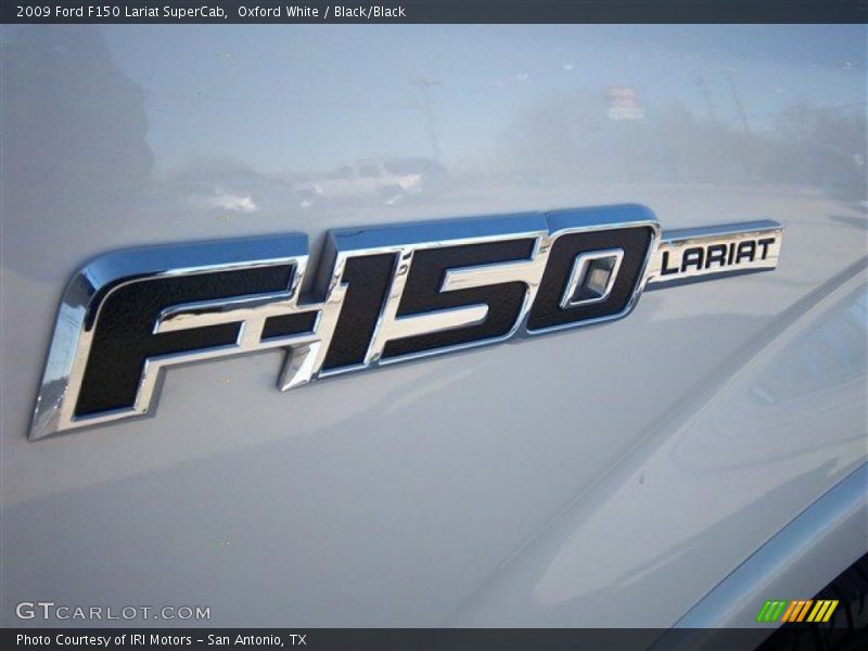 Oxford White / Black/Black 2009 Ford F150 Lariat SuperCab