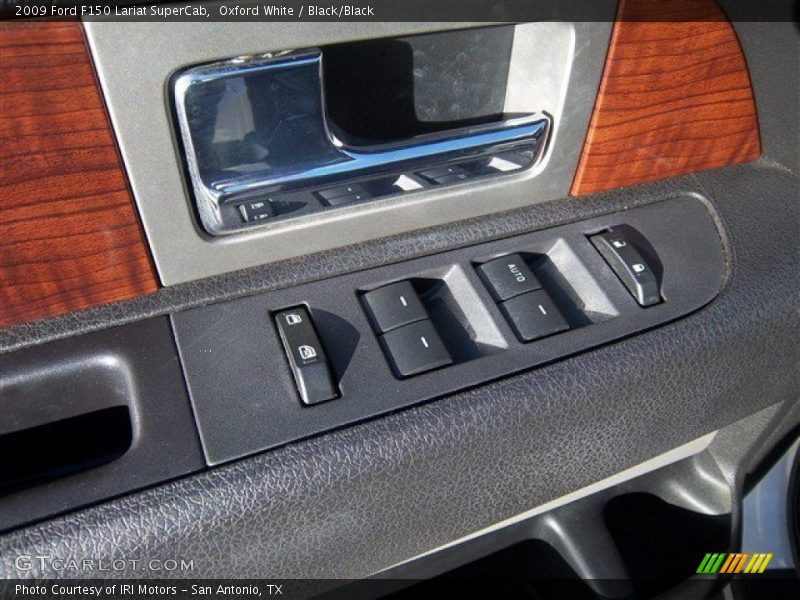 Oxford White / Black/Black 2009 Ford F150 Lariat SuperCab
